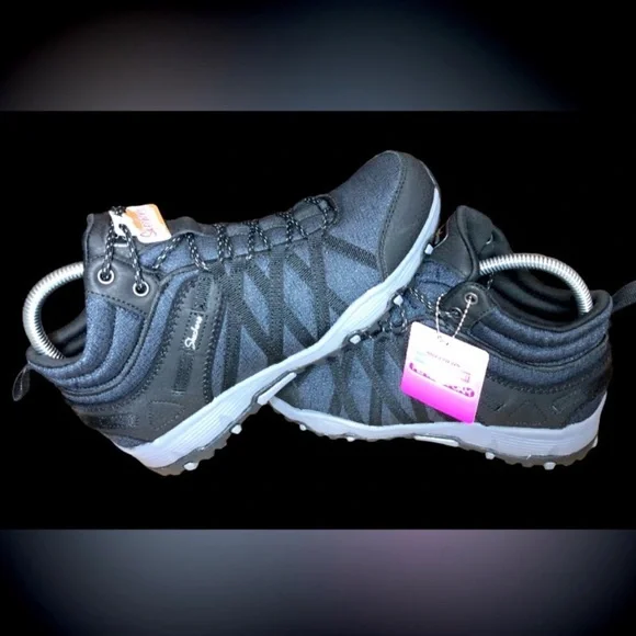 SKECHERS BOOTS Seager Hiker lace up boots in black . NEW WITH TAGS - Picture 11 of 12